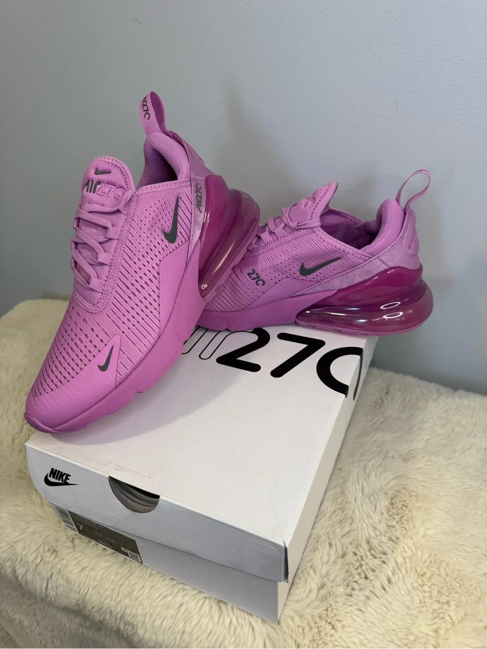 Nike Women’s Air Max 270 Sneakers - Pink